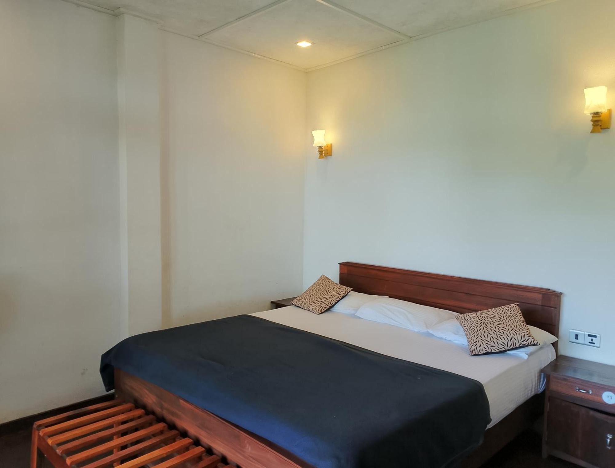 Neon Sky Nest Apartment Ella Ngoại thất bức ảnh
